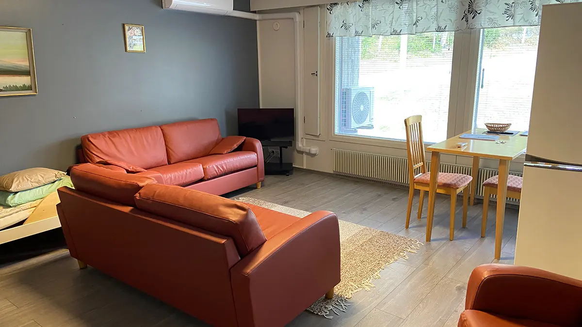 Remontoitu, kalustettu asunto